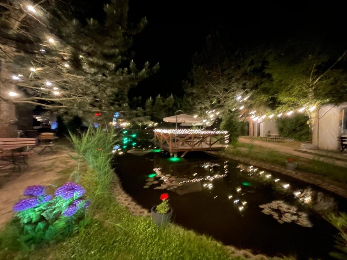 Hotel Garden Oleśnica Extérieur photo